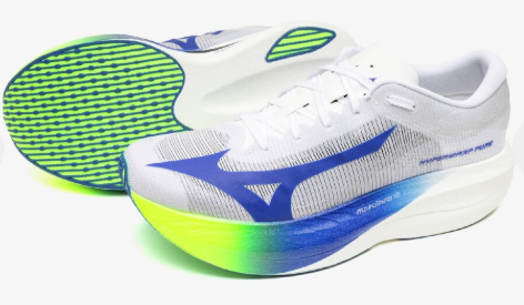 ミズノハイパーワープピュアは軽量シューズの中では最も市民ランナー