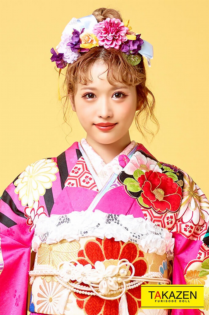 レトロポップ 赤/黒/ピンク 椿柄/菊柄 個性的 かわいい振袖ネット