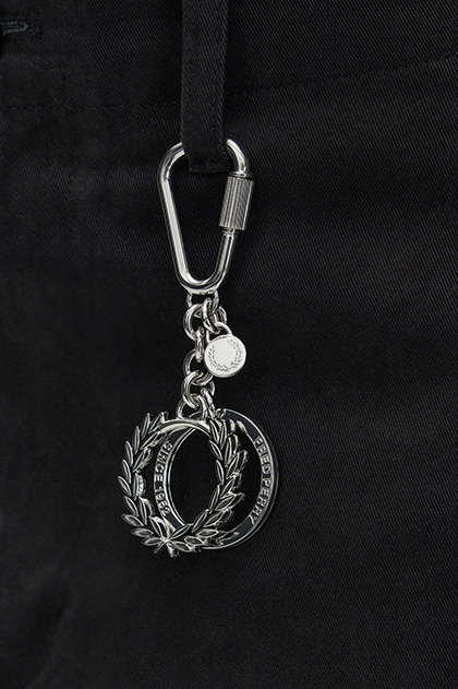 Laurel Wreath Keyring(1SZ 480：GOLD): | FRED PERRY JAPAN