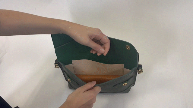 ビアベリー DOUBLE FLAPS M クラッチバッグ BEERBELLY | フリースピリッツ