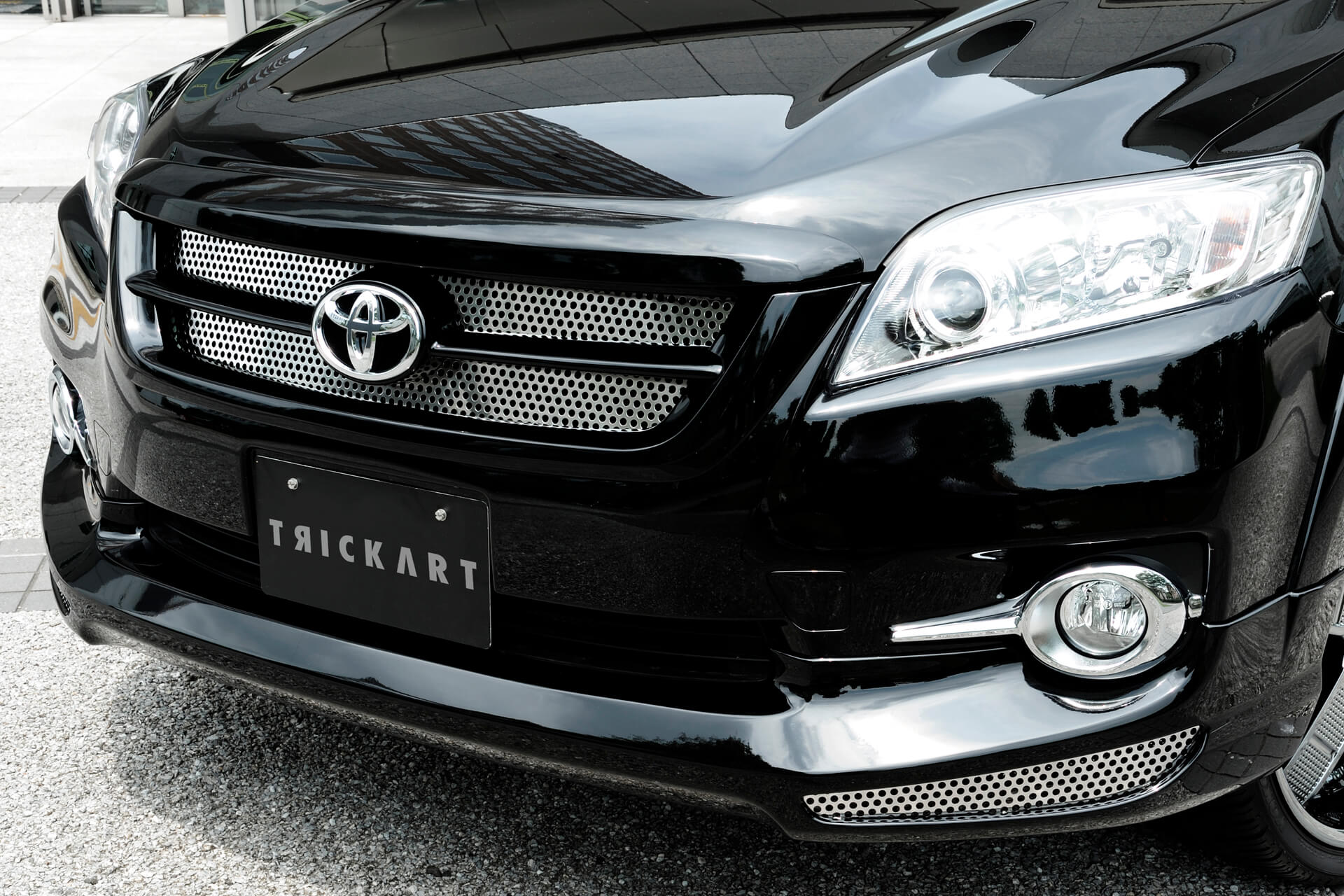 TRICKART VANGUARD フロントグリル（パンチングメタル） | アルミ