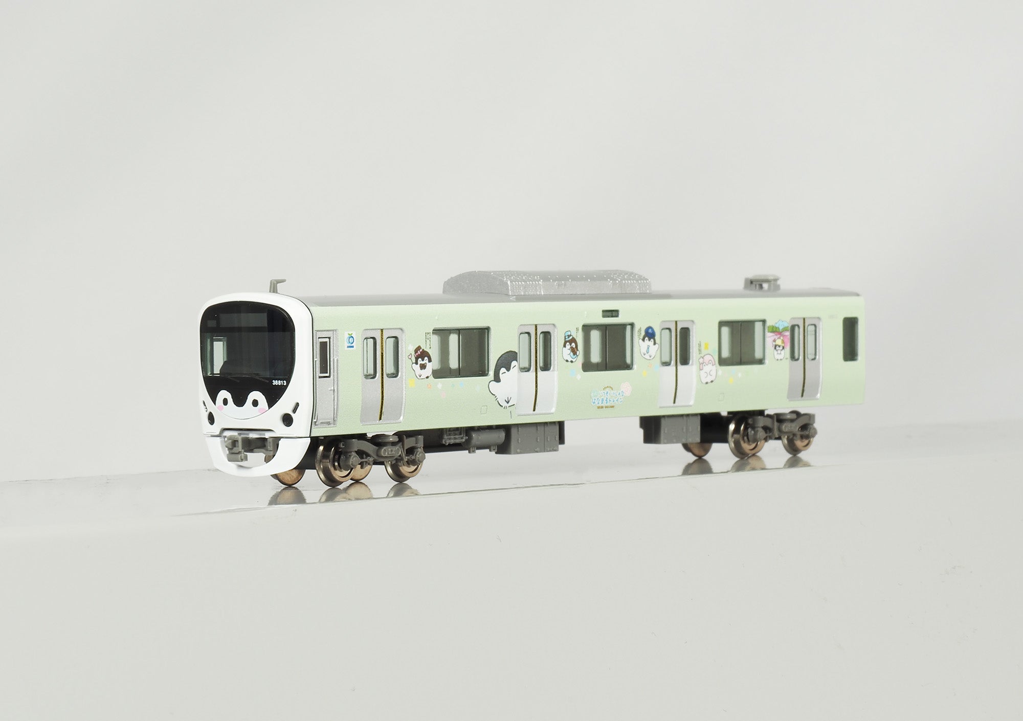 コウペンちゃん 西武30000系「コウペンちゃんはなまるトレイン」 先頭