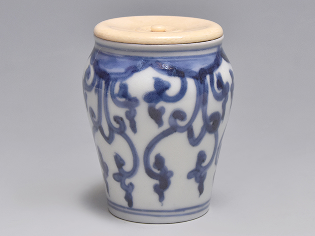 明治時代古伊万里渦巻き花微塵唐草文様ベロ藍印判手鉢ボウル26cm伊万里