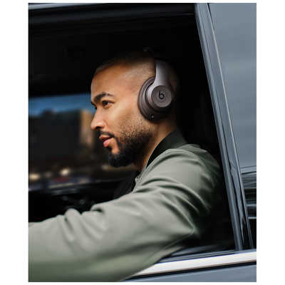 BEATSBYDRDRE ブルートゥースヘッドホン Beats Studio Pro ディープ