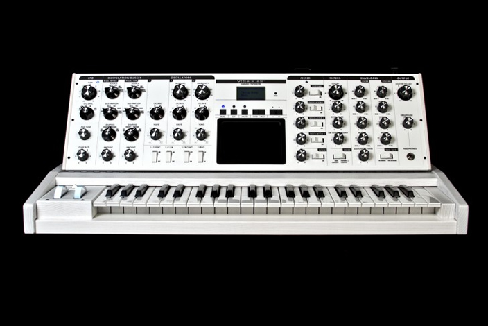 Minimoog Voyager Performer Edition – moog