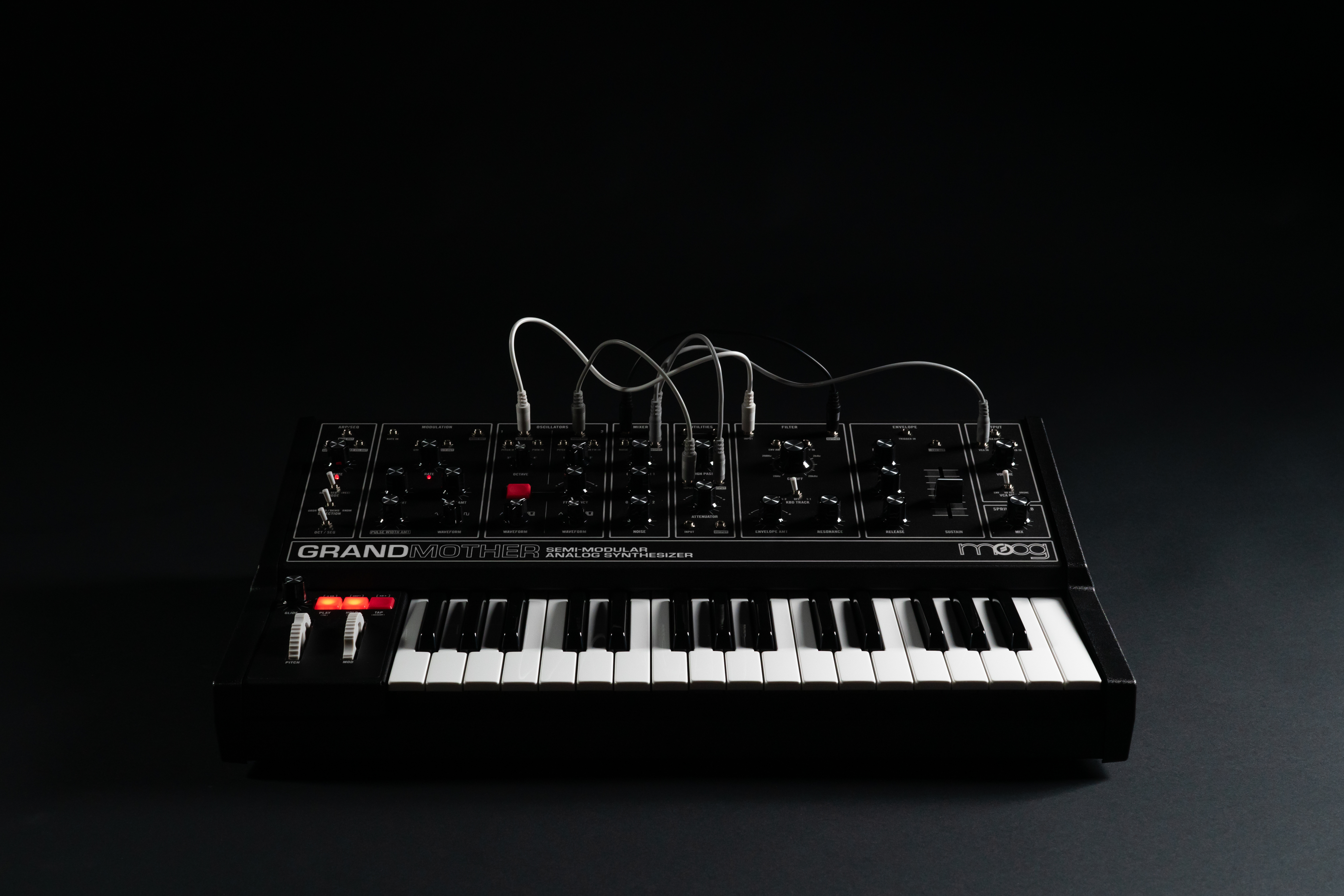 Grandmother – moog