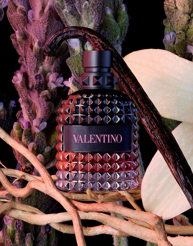 Valentino Born in Roma Uomo Eau de Parfum Intense 3614273790833