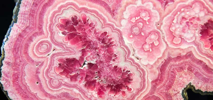 インカローズとは～「バラ色の人生」強力な愛の石