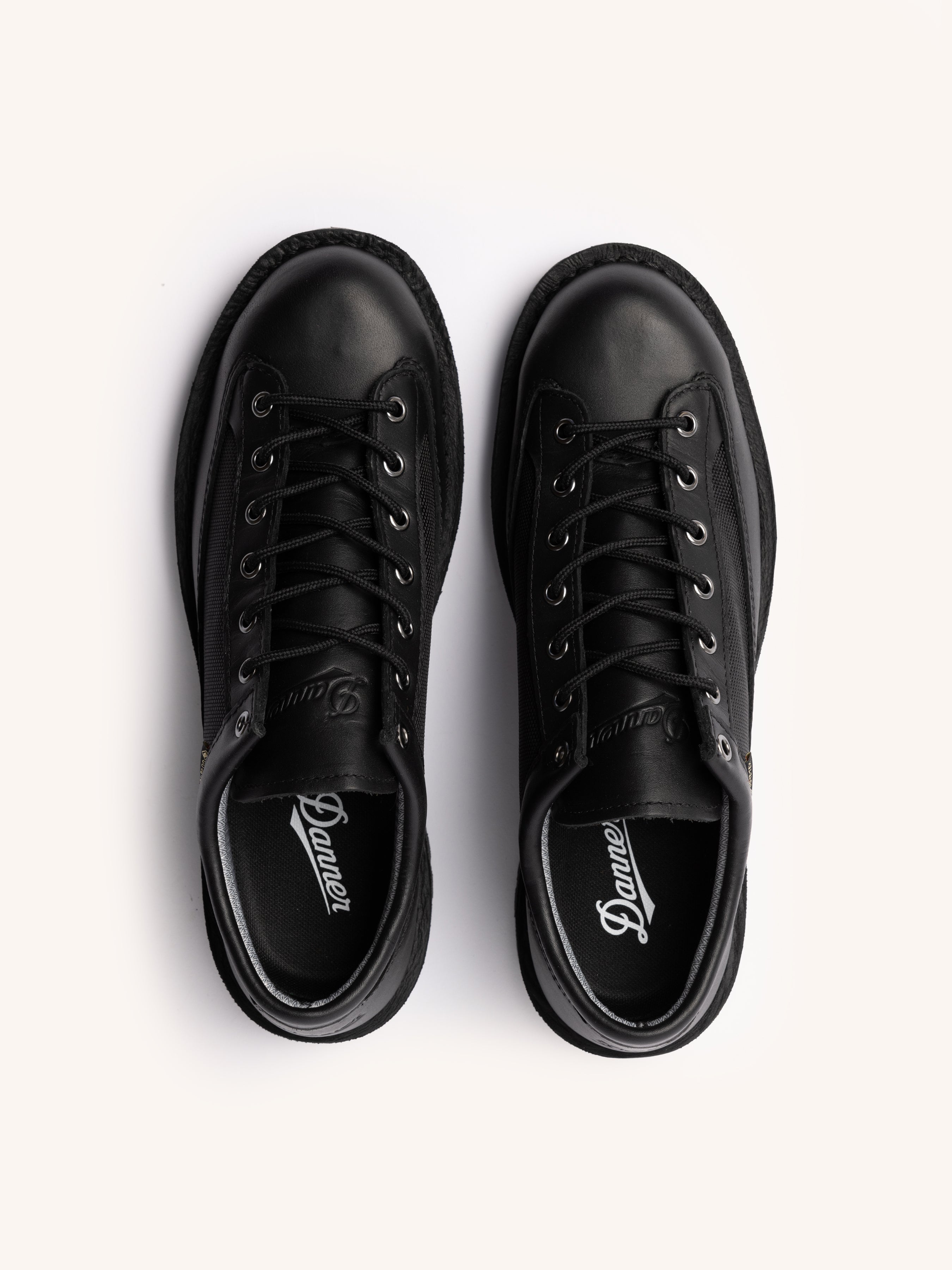 KESTIN | Danner Field Low GORE-TEX Shoes in Jet Black – Kestin