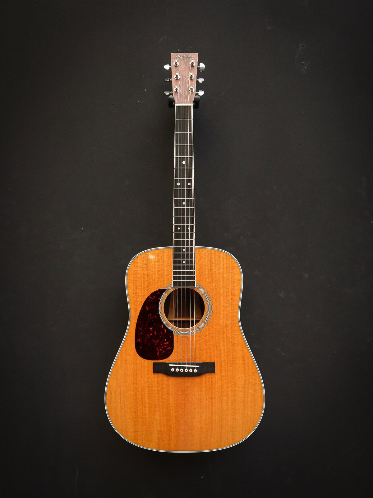 Martin D-35 Lefthanded Pre-Owned - Kauffmann's Guitar Store