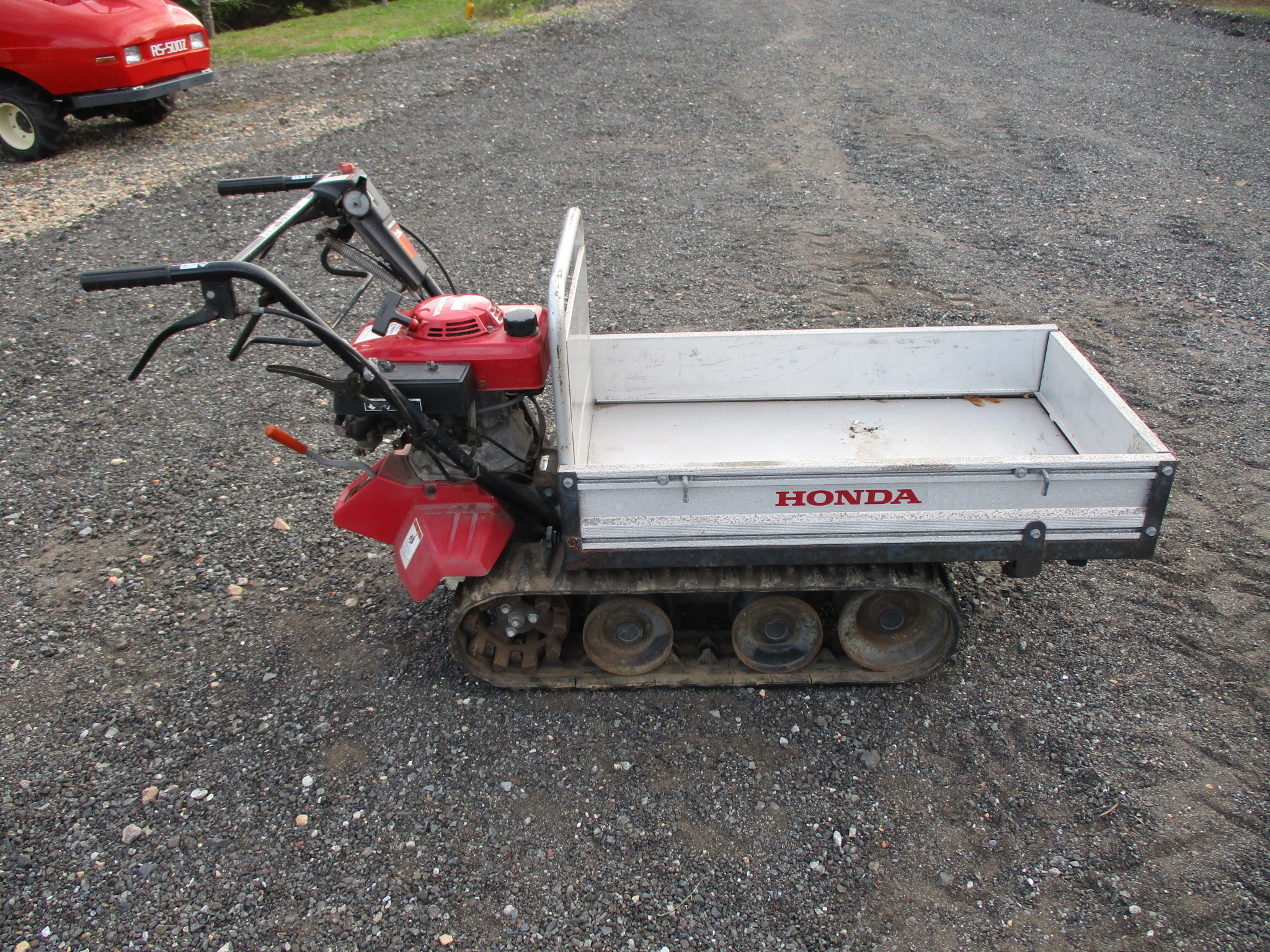 ホンダ クローラ運搬車 HP300 積載重量300kg クローラ ハンドタイプ