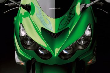 Ninja ZX-14R/ZZR1400/ABS］極限進化した2012年モデル、ついに発表