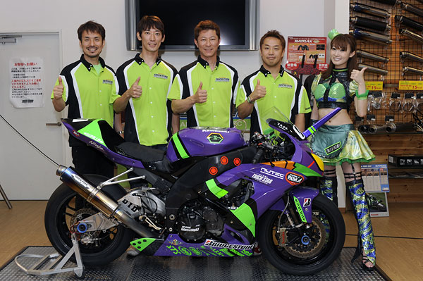 今話題のエヴァンゲリオンRT初号機トリック☆スター鈴鹿8耐参戦マシン