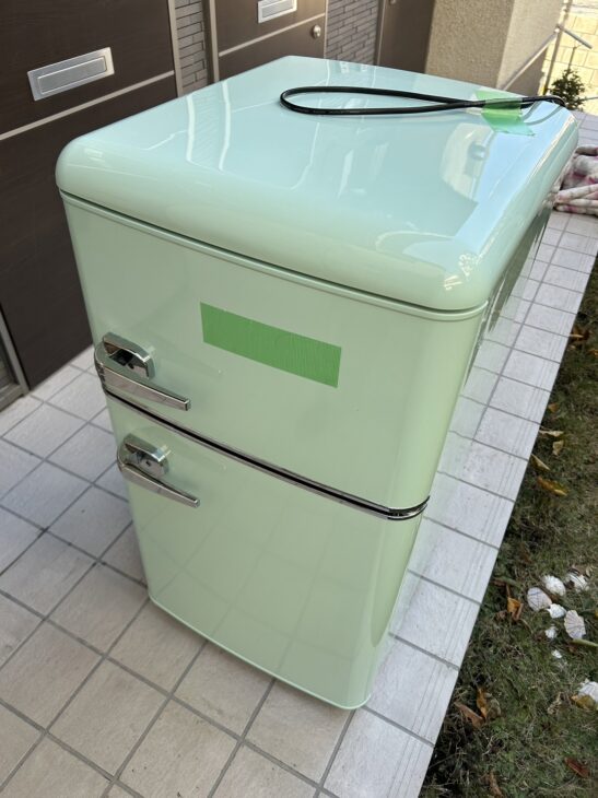 オーヤマ レトロデザイン 2024年製 冷蔵庫 PRR-082D-LG 81L オーヤマ