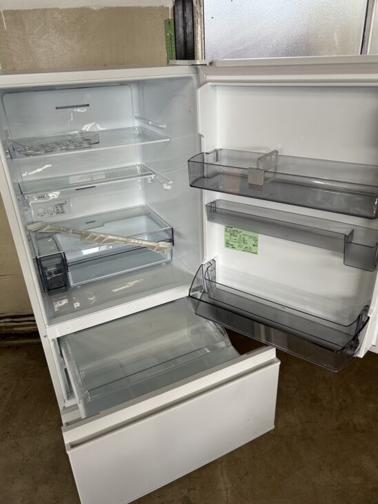 2024年製の3ドア冷蔵庫（東芝 GR-V33SC）高価買取 白岡市千駄野に出張