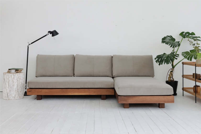 winwin(ウィンウィン）-角脚タイプ シェーズロング+アームレスソファ