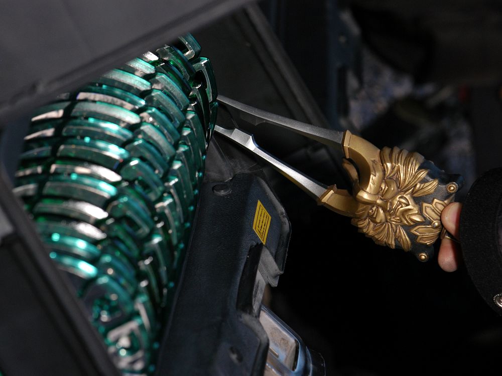 変身音叉・音角 | 仮面ライダー図鑑 | 東映