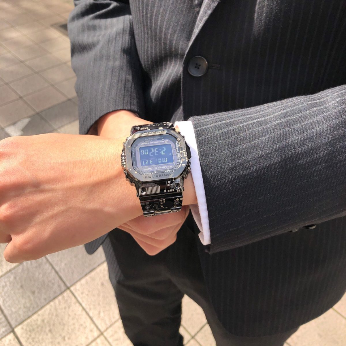 G-SHOCKフルメタル B5000シリーズのスペシャルモデル「サーキット