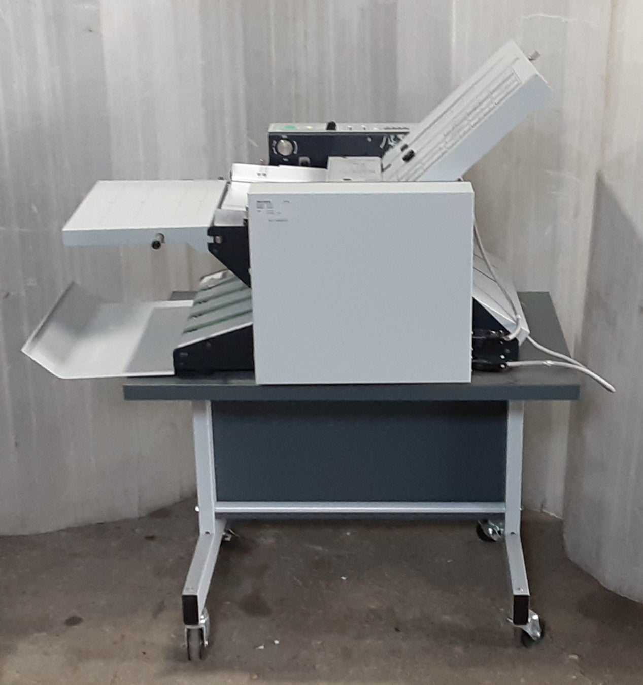 中古 ホリゾン(Horizon)製 PF-39 卓上紙折機