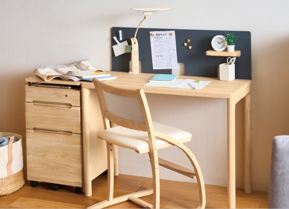 学習机・勉強机ならカリモク家具｜カリモクのデスク 人気のヒミツ