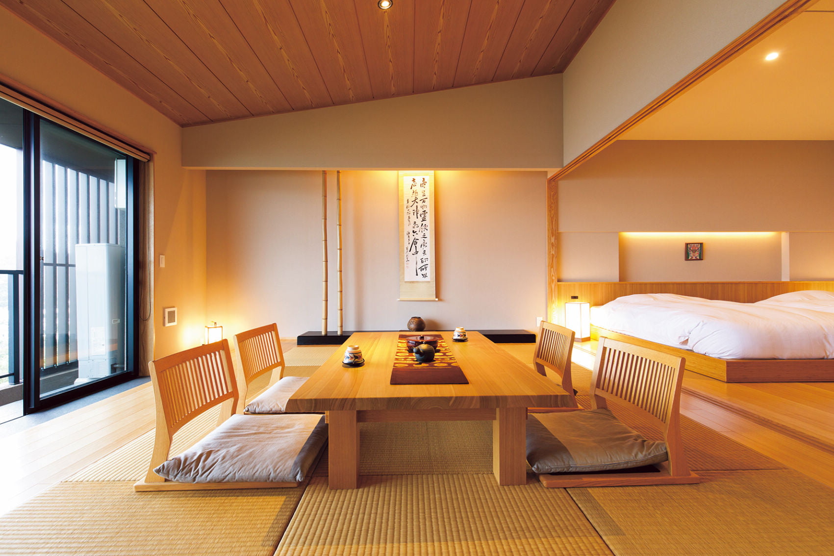 座椅子 - 国産無垢家具は飛騨高山発の家具メーカー KASHIWA