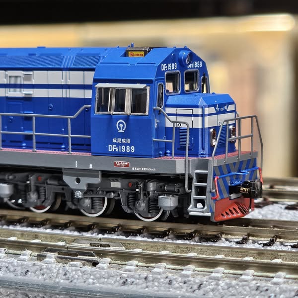 長鳴N DF5G 東風5改內燃機車- Khaho Store 咔好鐵道模型店