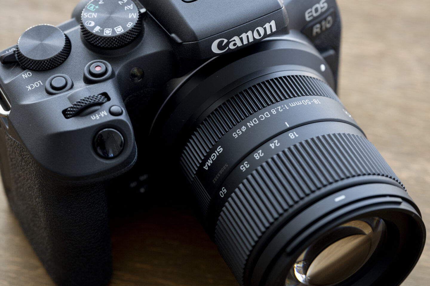 シグマ 18-50mm F2.8 DC DN Contemporary RFマウント｜シグマと