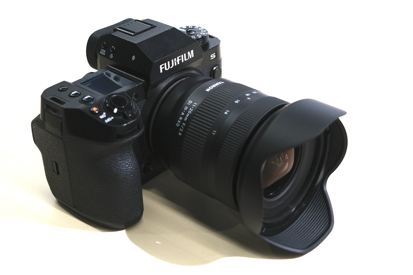 タムロン 11-20mm F/2.8 Di III-A RXD Xマウントレビュー｜コンパクト