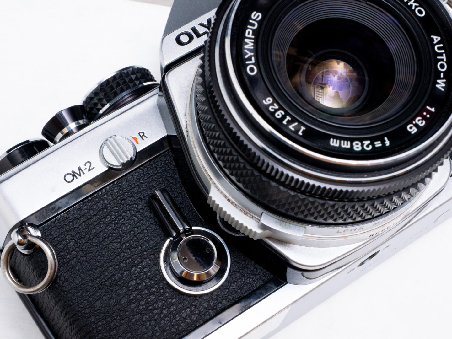 およそ半世紀という時を超え、いま手に入れる満足感｜オリンパス OM-2