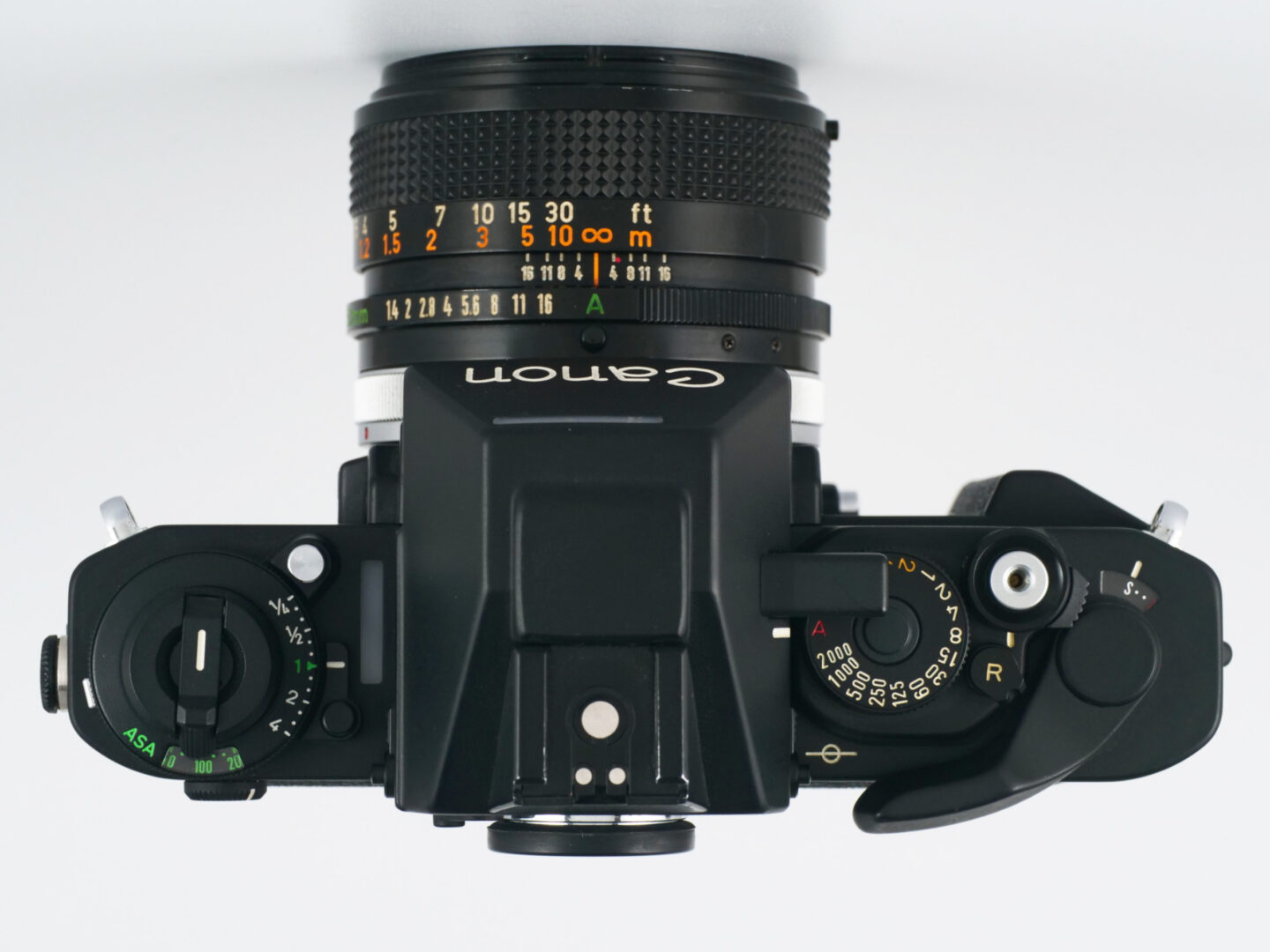 映画の中の、あのカメラ｜01 スパイダーマン（2002）キヤノンNew F-1