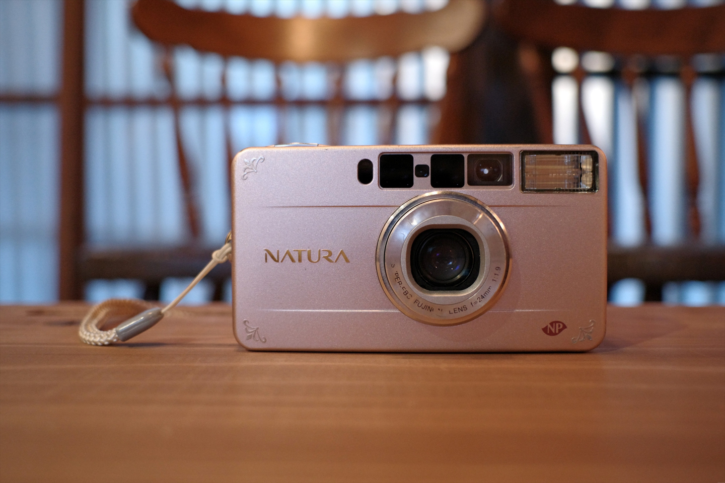 感じたままを、感じたままに写すフィルムコンパクトカメラ｜富士