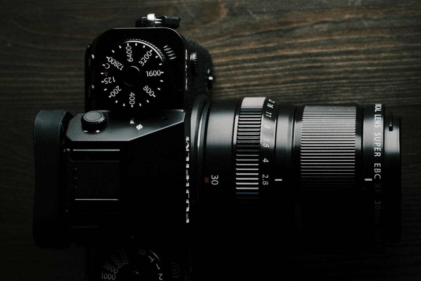 富士フイルム XF30mmF2.8 R LM WR Macroは新たな時代の標準レンズな