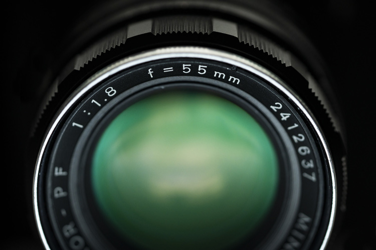 オールドレンズ】緑のロッコール「ミノルタ オートロッコール PF 55mm