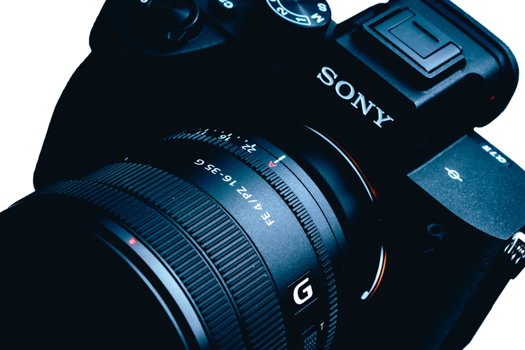 ソニー FE PZ 16-35mm F4 G レビュー｜スチルもムービーもこれ一本