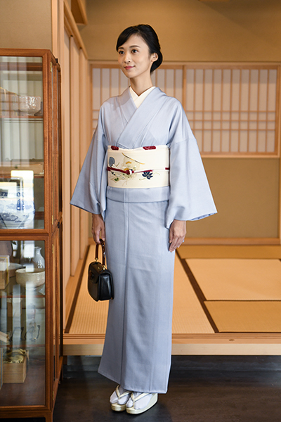 銀座【着物3375】浅野榮一作 繍一ッ紋 江戸小紋 万筋 (落款入 反端付