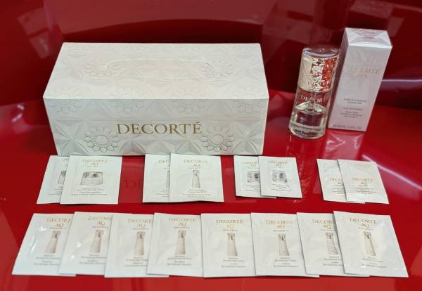 コスメデコルテのクリスマスコフレ｜キレイエ