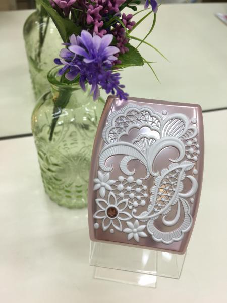 アルビオン 60周年限定品 プレミアム レースシフォンケース｜紹介記事