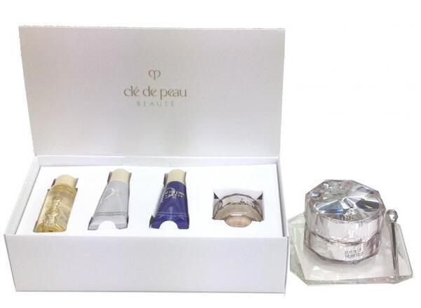 クレ・ド・ポー ボーテ クレームコントゥールデジューn｜紹介記事