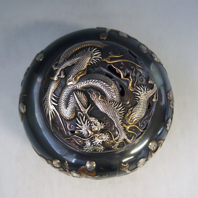 dk60-07,十六羅漢香炉 雲龍蓋 内島青鳳作 【 高岡銅器 】