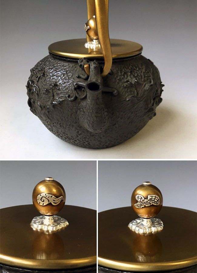 亀文堂造 鉄瓶 楼閣山水盛上紋様 霊芝銅持手 亀