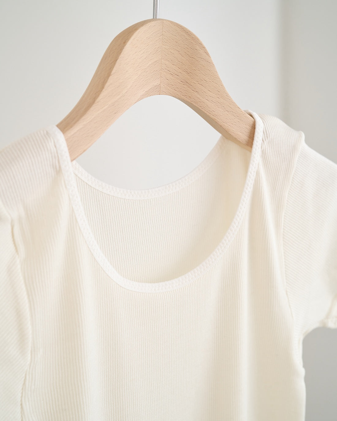 汗悩みを救う、シルク100%リブインナー上下セット（フレンチスリーブ＋