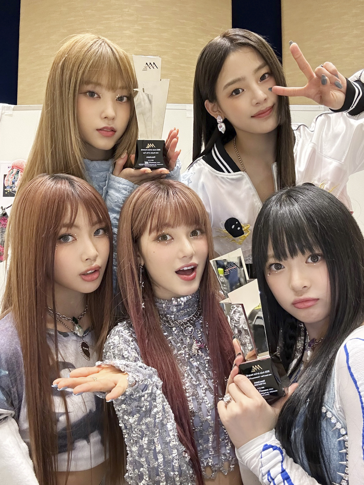 NewJeans、新曲「Ditto」MV2編を公開！ 新シングル『OMG』収録曲を