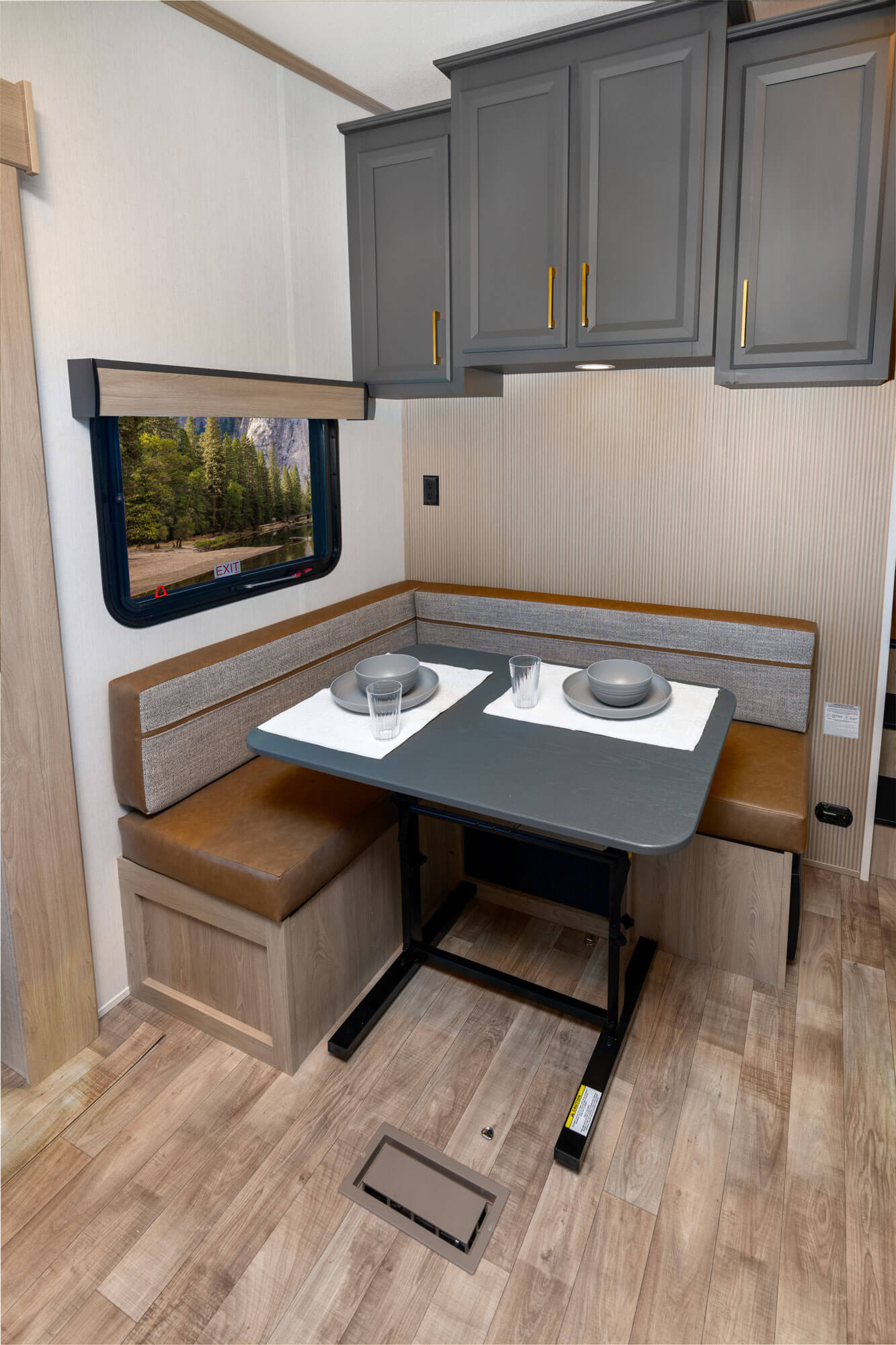 Ridgeway 27RK Fifth Wheel | KZ RV