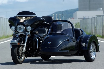 ハーレーとサイドカー！ – ハーレーダビッドソン契約正規販売店