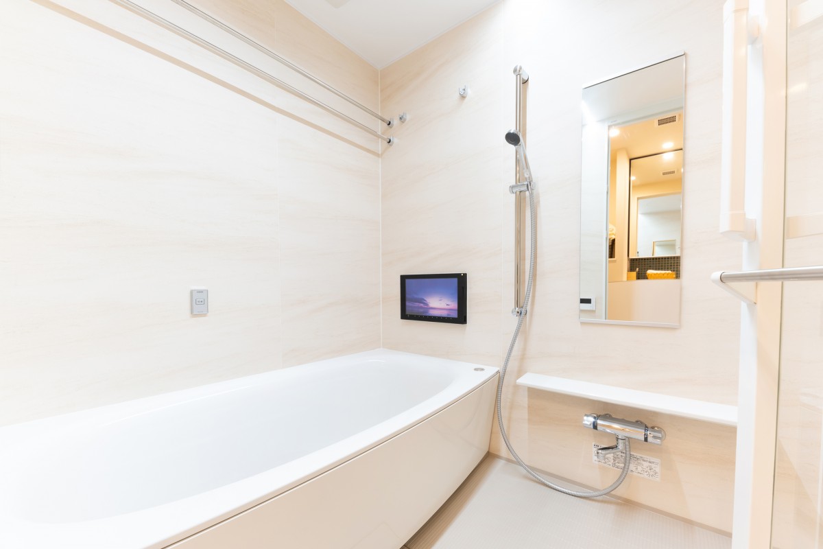 お風呂でテレビやYoutube・Netflixを見るには？ お風呂テレビ(浴室