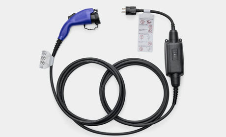 普通充電器（Honda EV Charger）｜便利＆快適｜N-ONE e:｜Honda Access