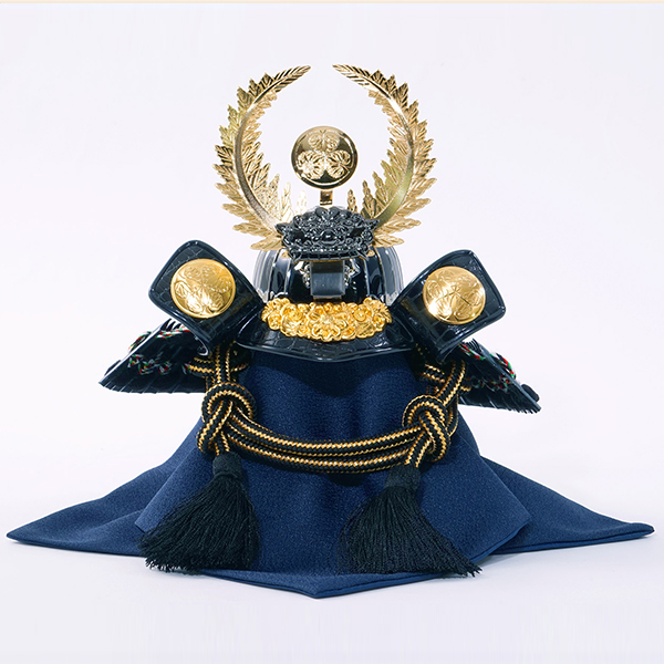 人形の平安大新 / 五月人形 徳川家康公 兜 収納飾り コンパクト 兜飾り