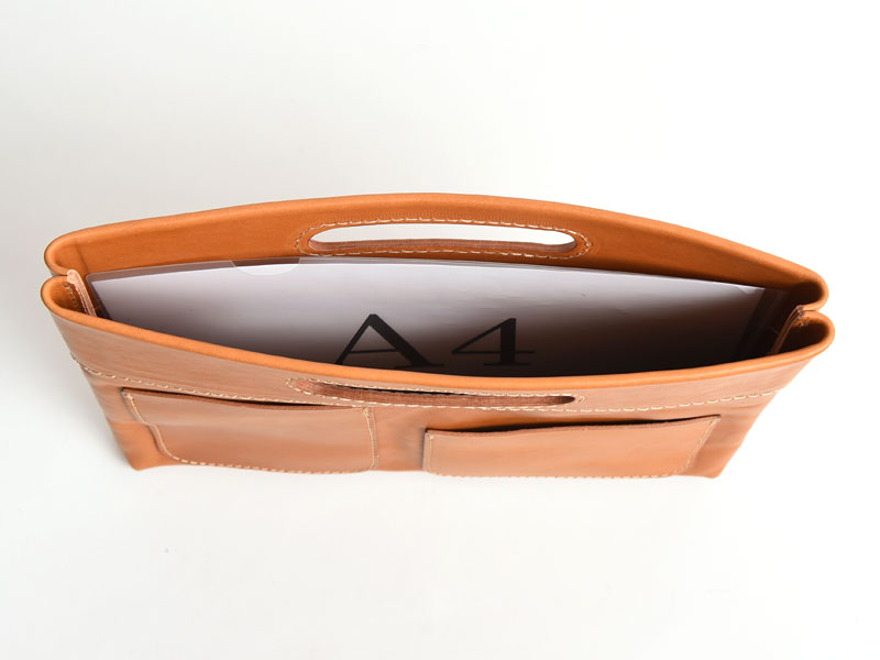 カバンの中身を整理できるA4・A5横型のバッグインバッグ / 革鞄のHERZ