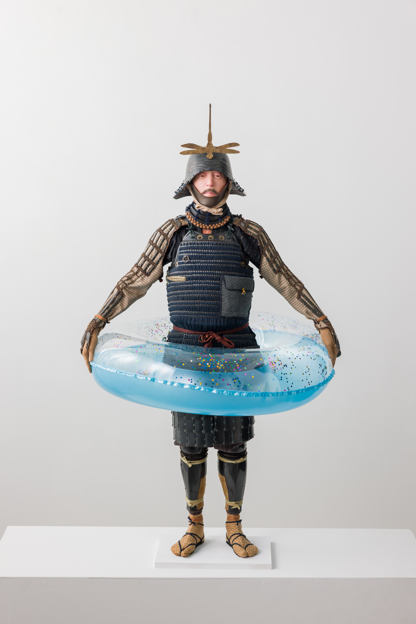 野口哲哉 鎧を着て見る夢 - 彫刻の森美術館