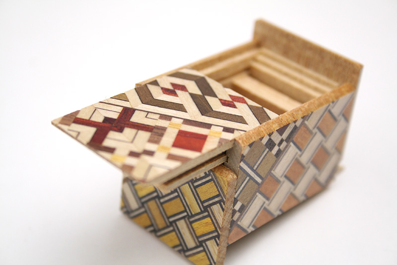 Japanese Puzzle Box 14steps small – Japanese puzzle box – Hakone
